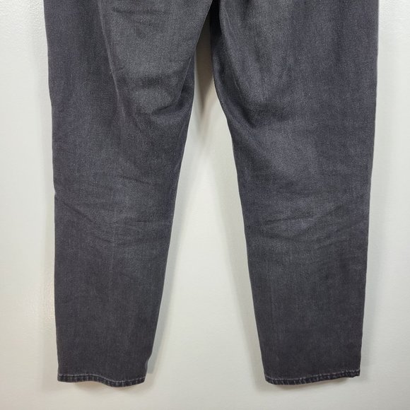 American Eagle  High Rise Mom Regular Denim Jeans - Picture 7 of 11